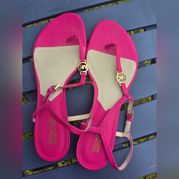 Michael Kors Nora Wedge Sandals Sz 10M Shoes Raspberry Pink Thong Logo Leather - Picture 4 of 15
